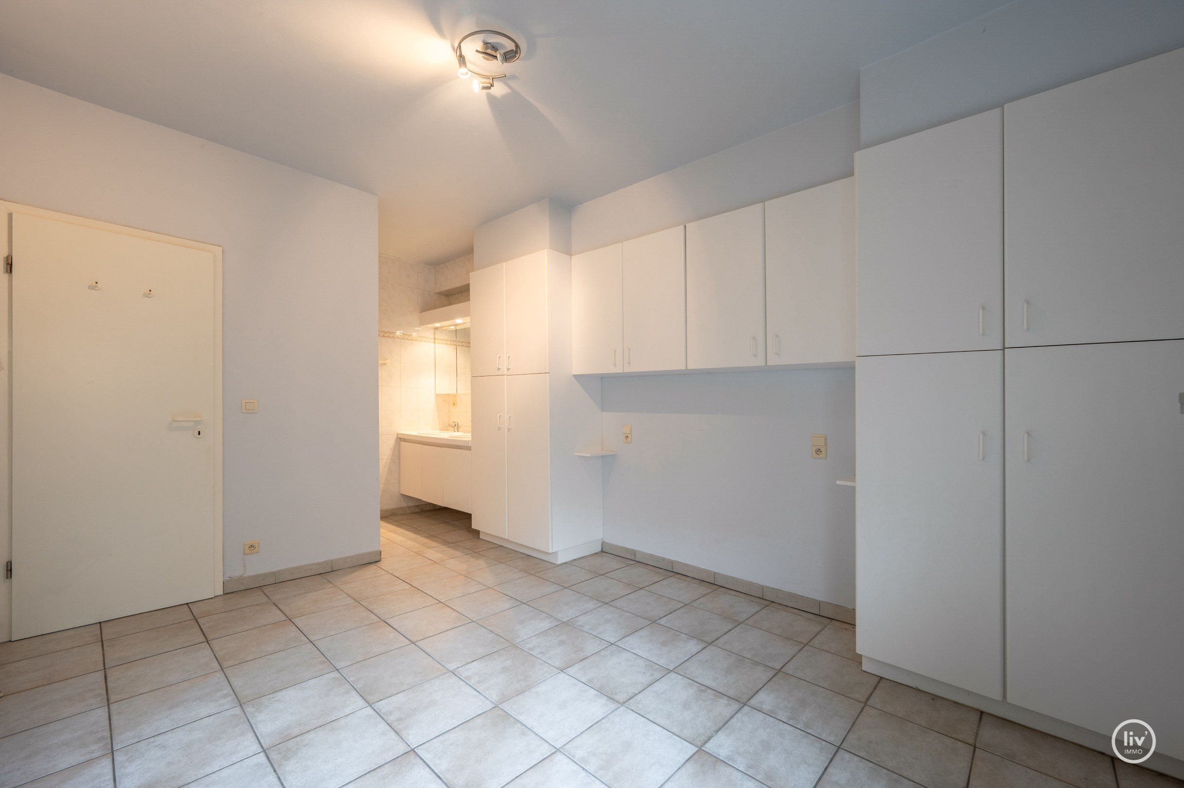 Appartement au rez-de-chaussée près de la place Rubens 