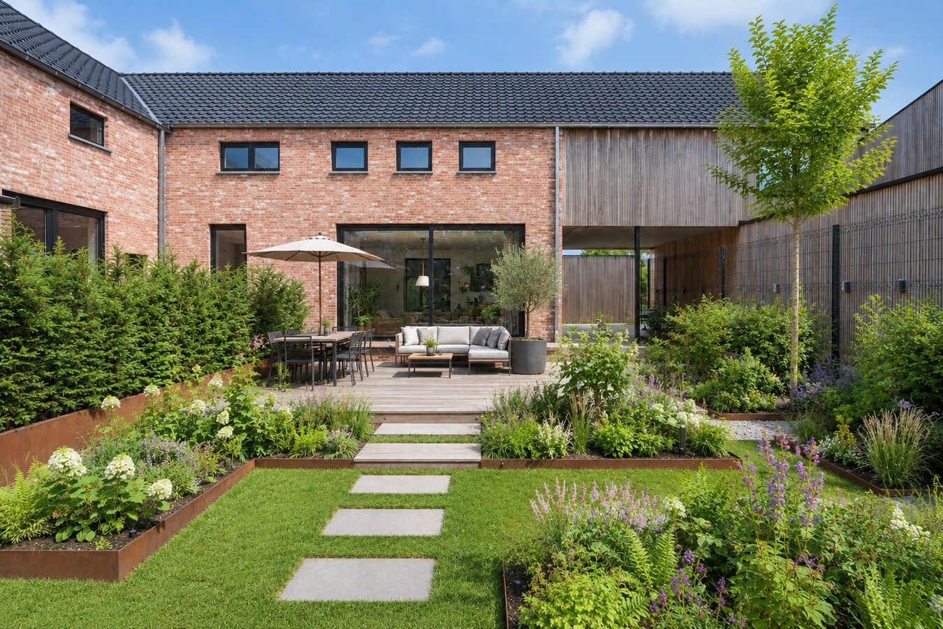 Ruime casco woning met tal van mogelijkheden! 