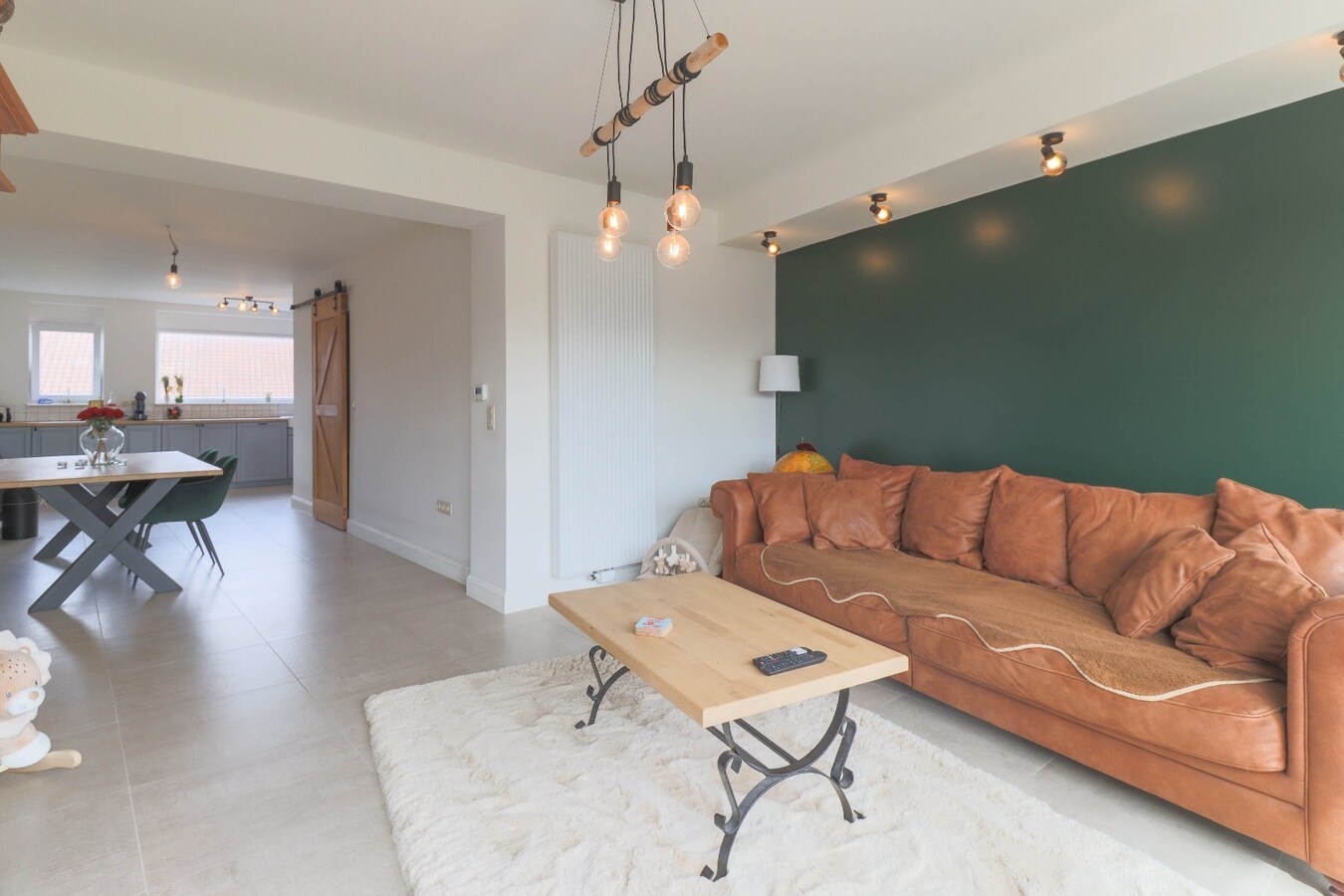 Fantastisch gelegen woning te Waregem ! 
