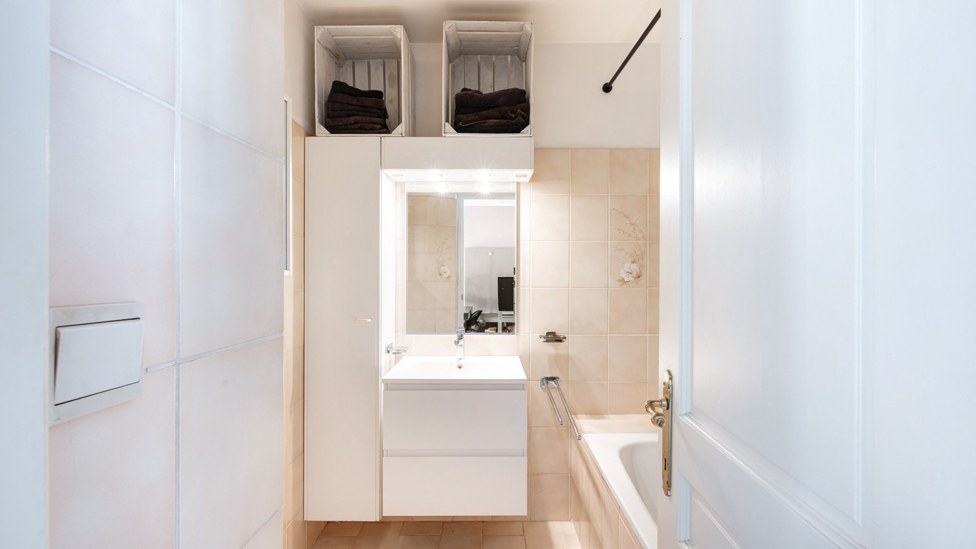 Instapklare gezinswoning op wandelafstand van het station en Zeedijk Heist (met mogelijkheid tot aankoop van een aanpalende garage 