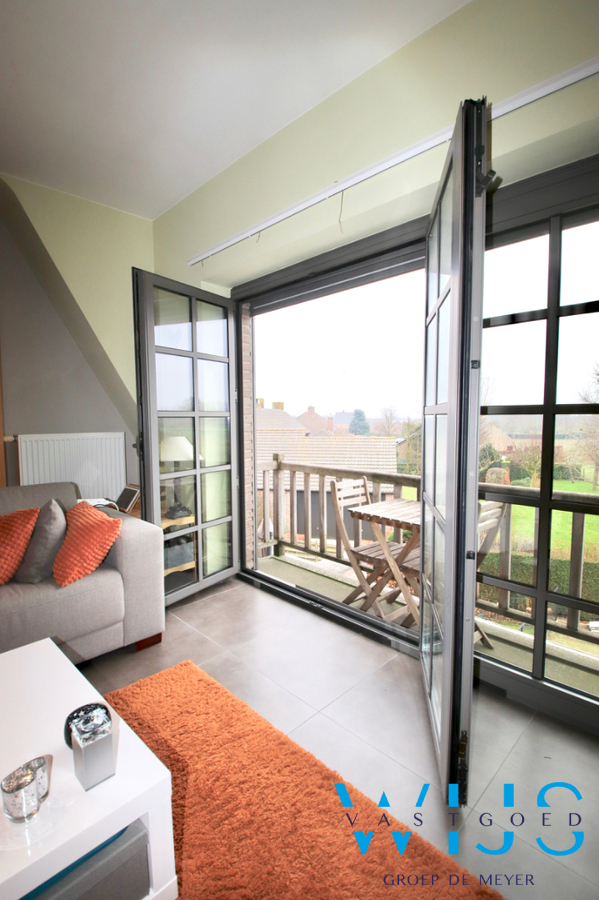 Instapklaar éénslaapkamer appartement MET staanplaats te Evergem/Rieme ! 