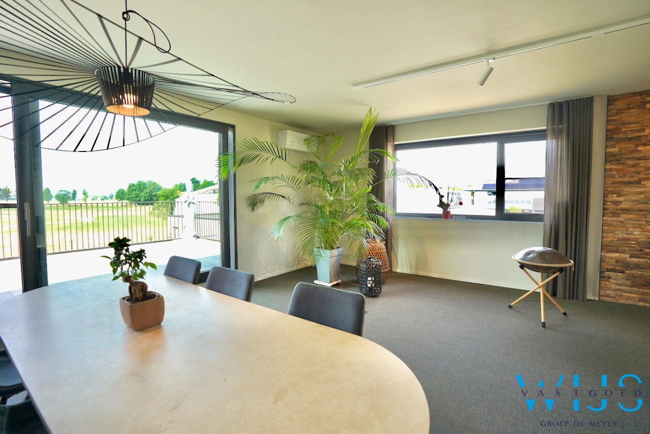 Zeer tof kantoor van 130m² te Assenede ! 