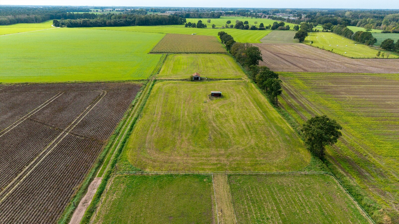 Stunning equestrian estate on approximately 3.5 ha/8.65 acres in Poppel 