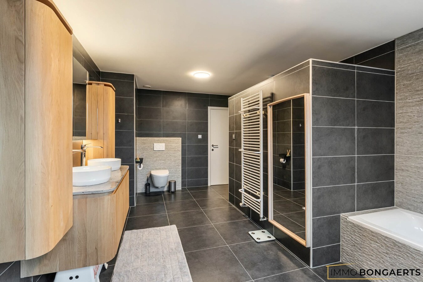 Ruime woning met 3 slaapkamers 