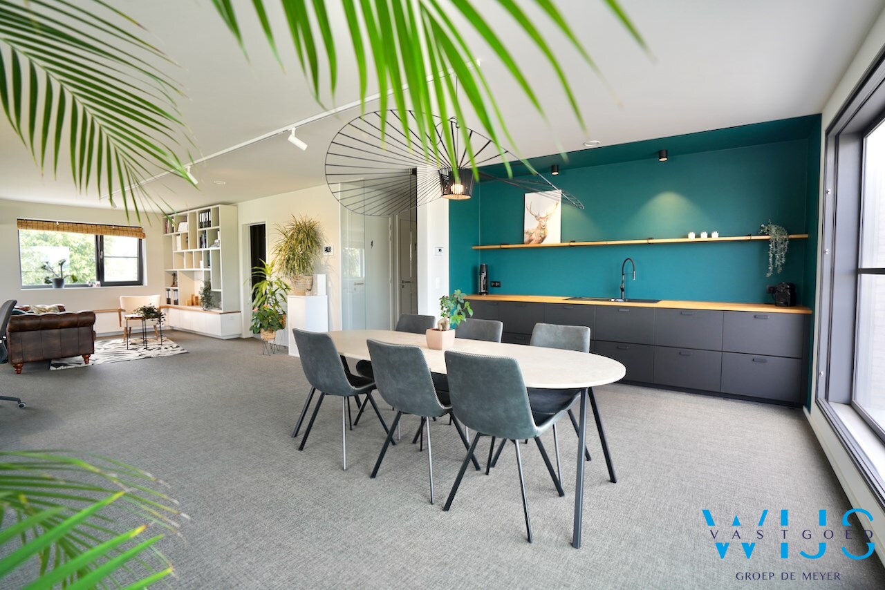 Zeer tof kantoor van 130m² te Assenede ! 