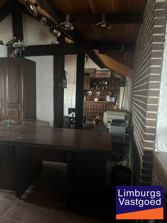 Handelshuis op commerciële ligging in Houthalen-Helchteren 