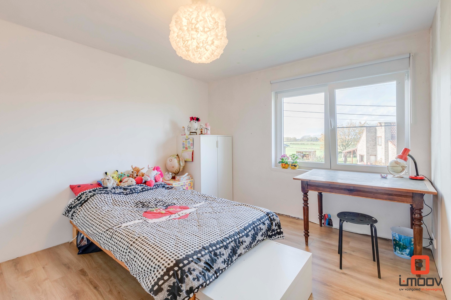 Lichtrijke woning gelegen te Balegem 