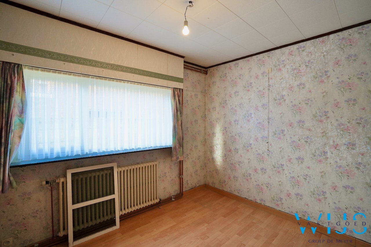 Alleenstaande bungalow op 793m² te Wippelgem ! 