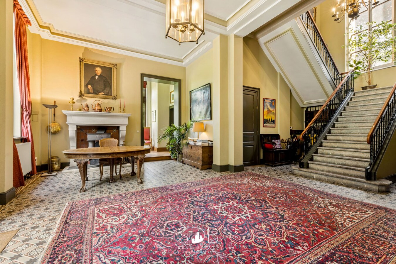 Prachtig kasteel met omringend park, weilanden en stalgebouw op circa 5hectare 