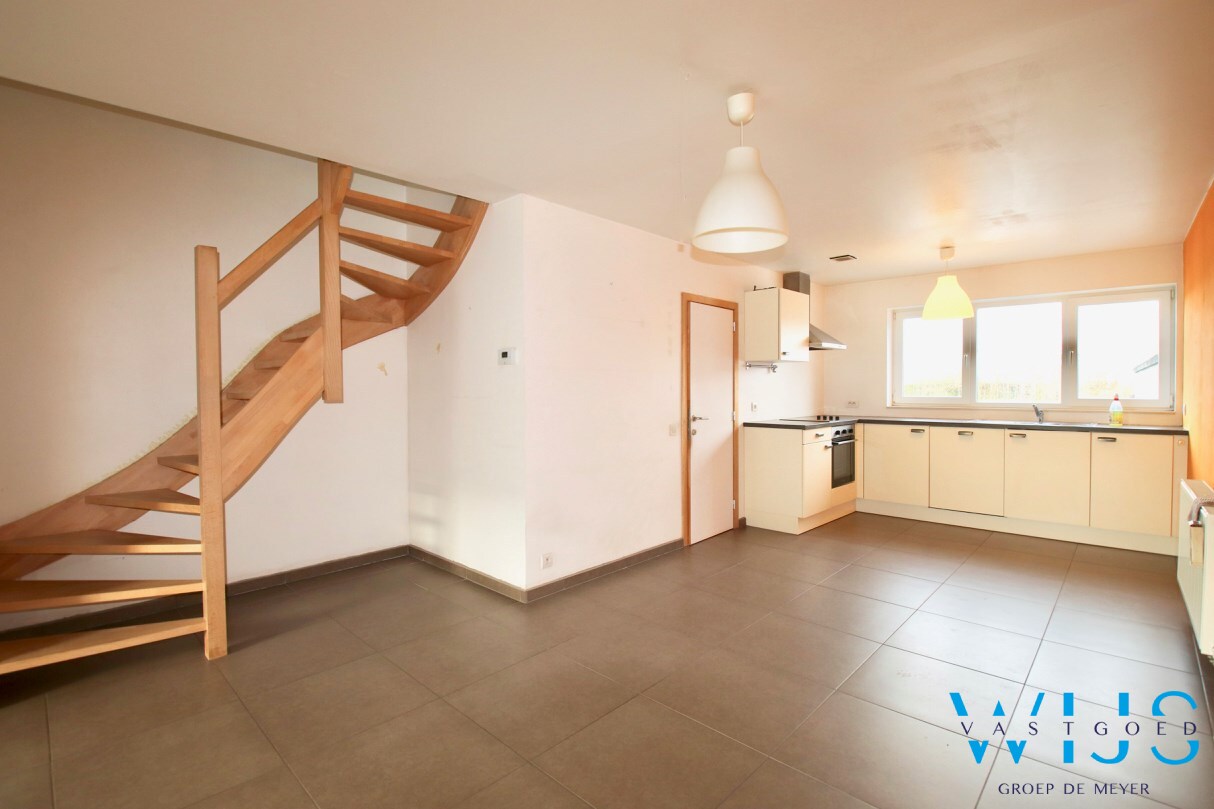 Energiezuinig 2 slaapkamerappartement met garage te Rieme! 