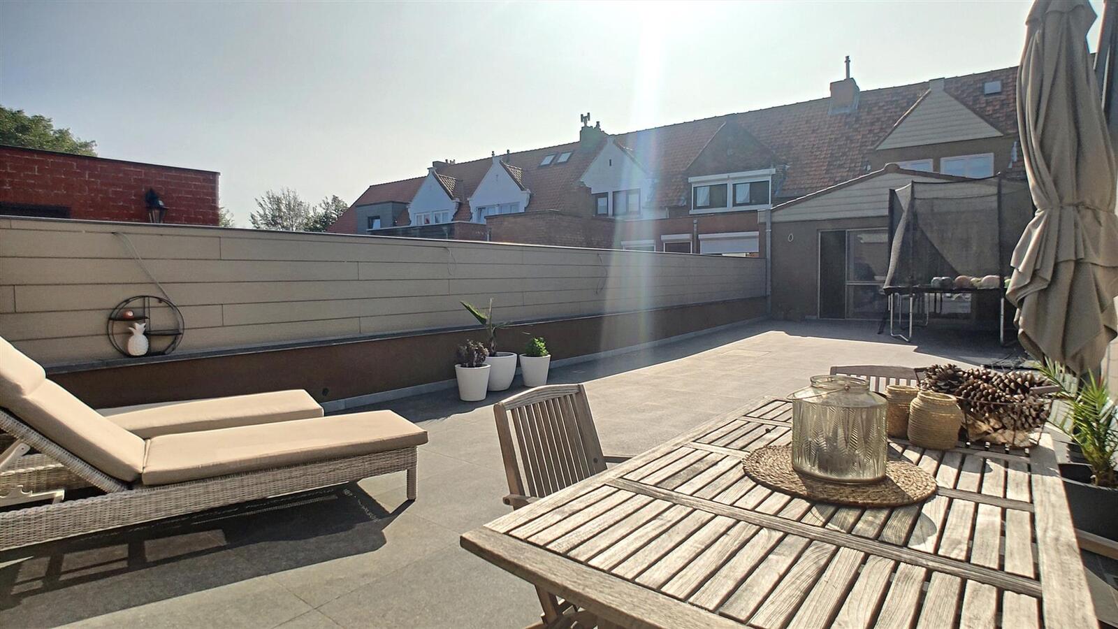 Magnifieke gezinswoning met knap terras en grote garage - Zeebrugge 