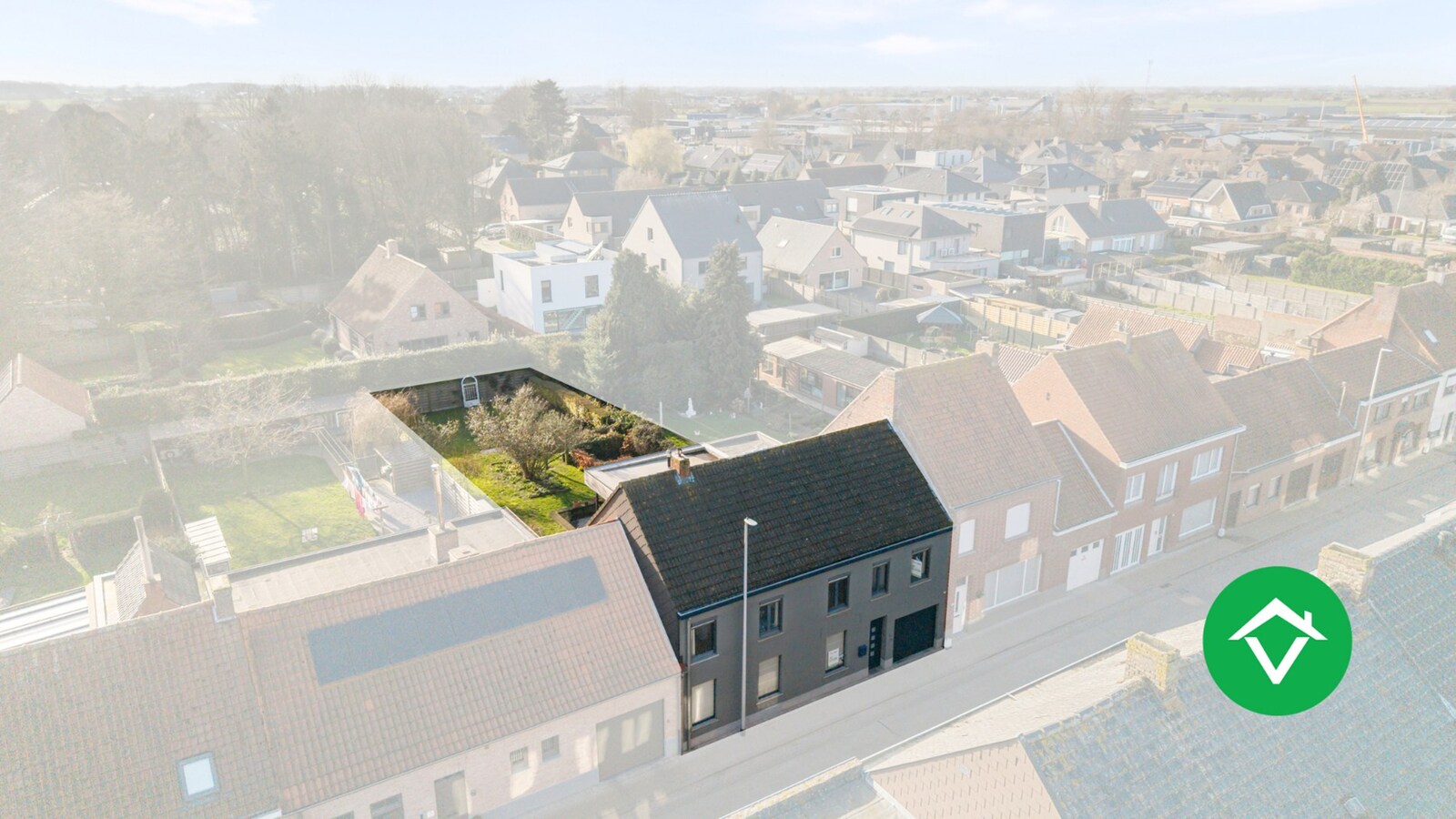 Instapklare woning met 4 slaapkamers en garage te Koekelare 