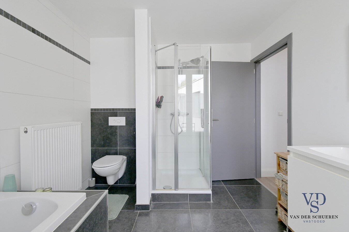 Comfortabele woning met tuin op topligging in Gavere. 