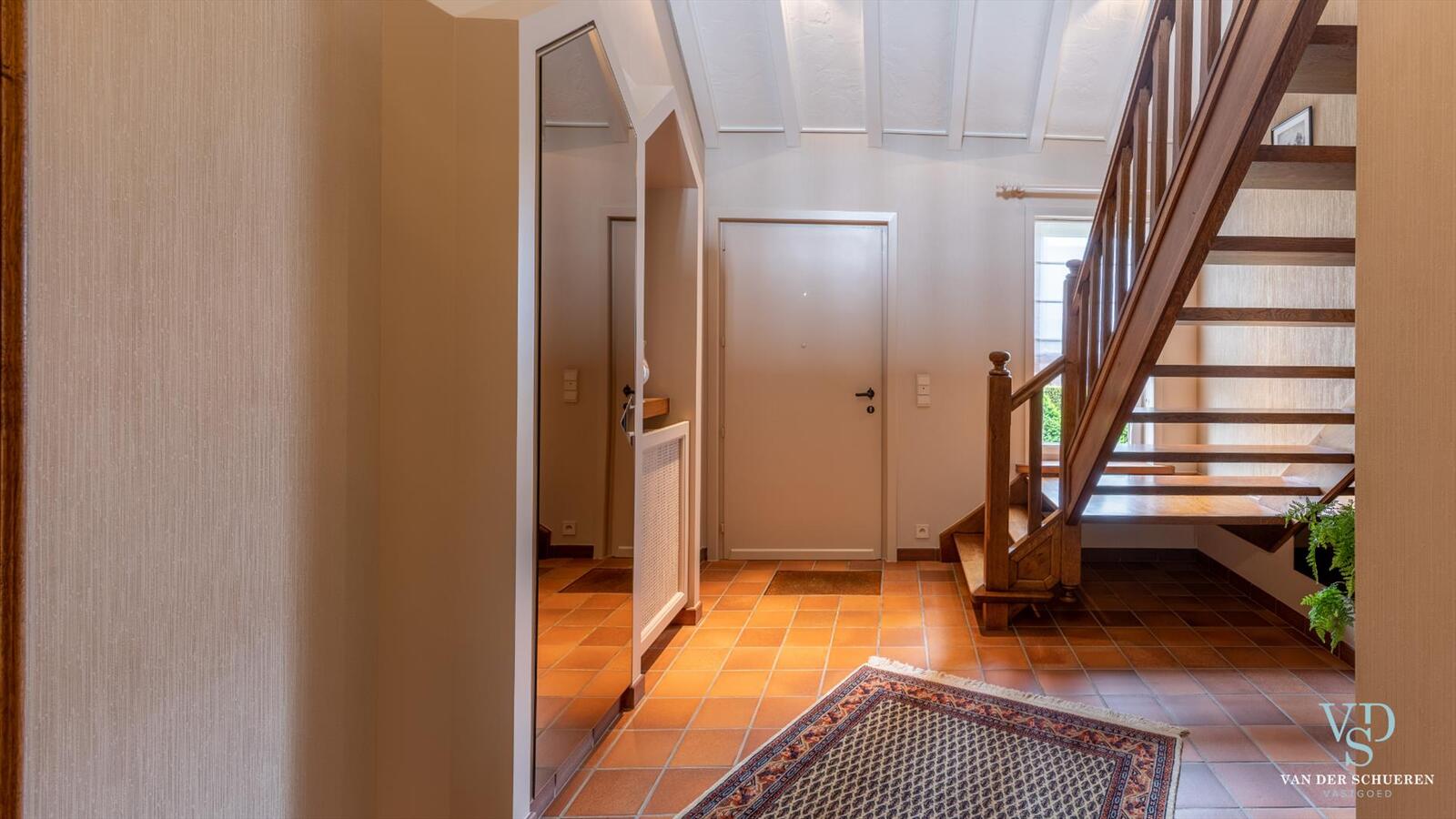 Zeer energiezuinige villa met unieke ligging (Kruisembos). 