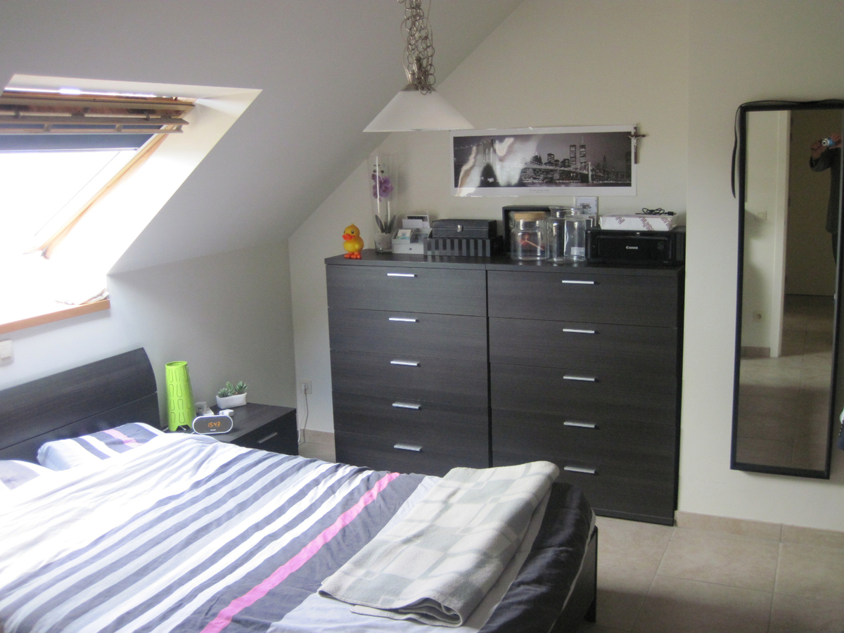 Bijzonder ruim 1-slp-appartement. Met terras. Met garage. 