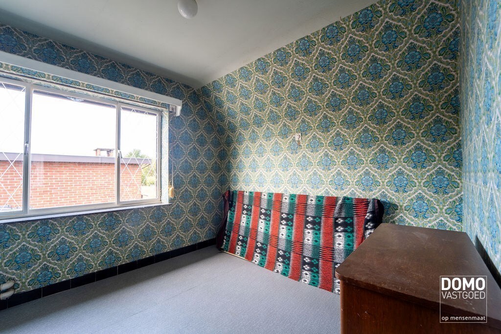 Te renoveren woning met grote tuin en achterliggende stal 