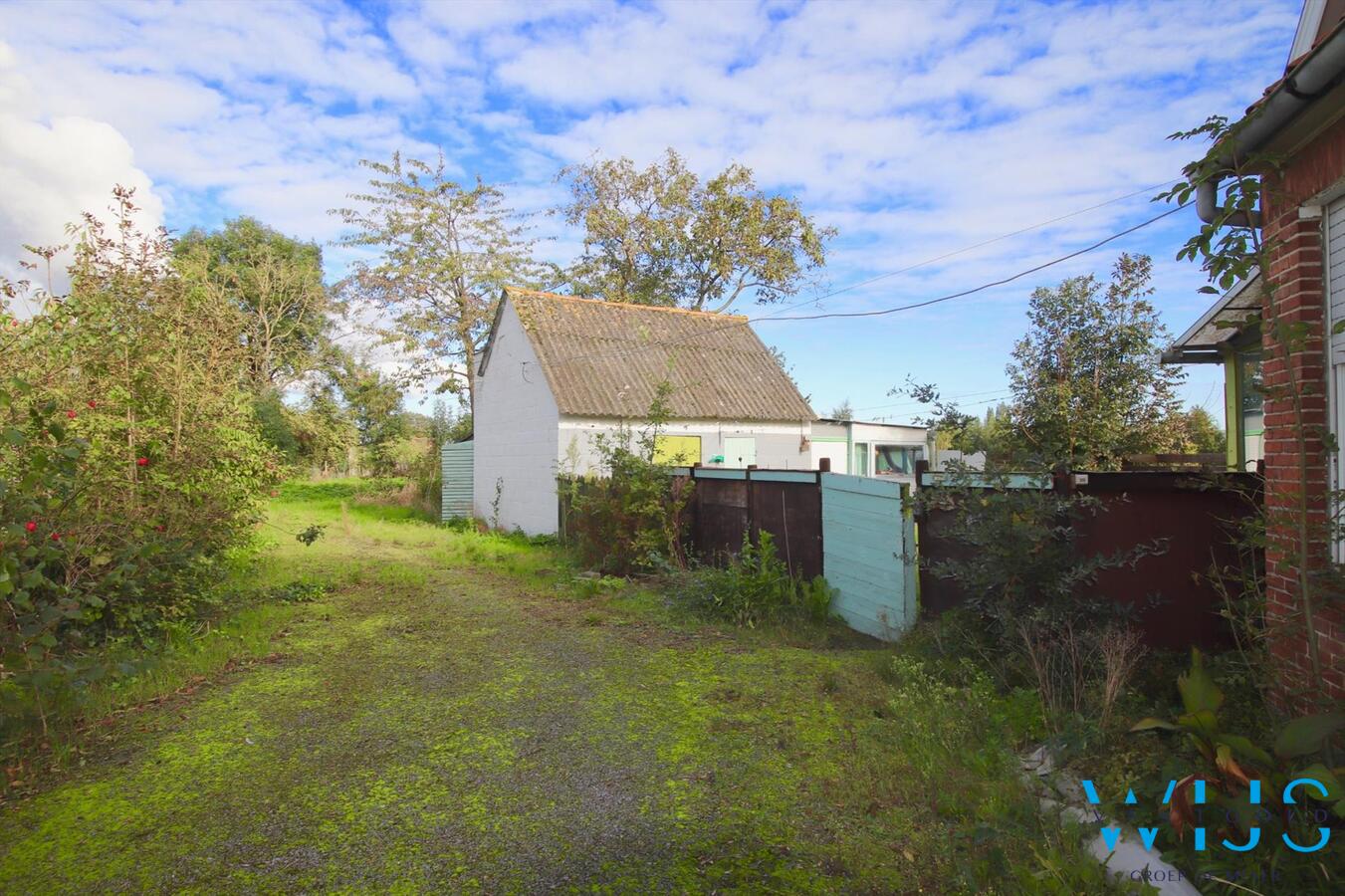 Ruime bouwgrond van 1.998 vierkante te Oosteeklo ! 