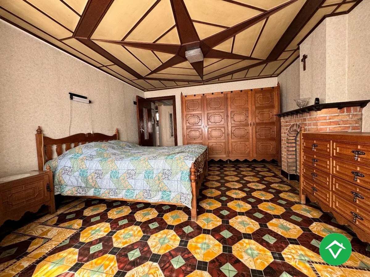 Woning met 3 slaapkamers tuin en garage te Gistel 