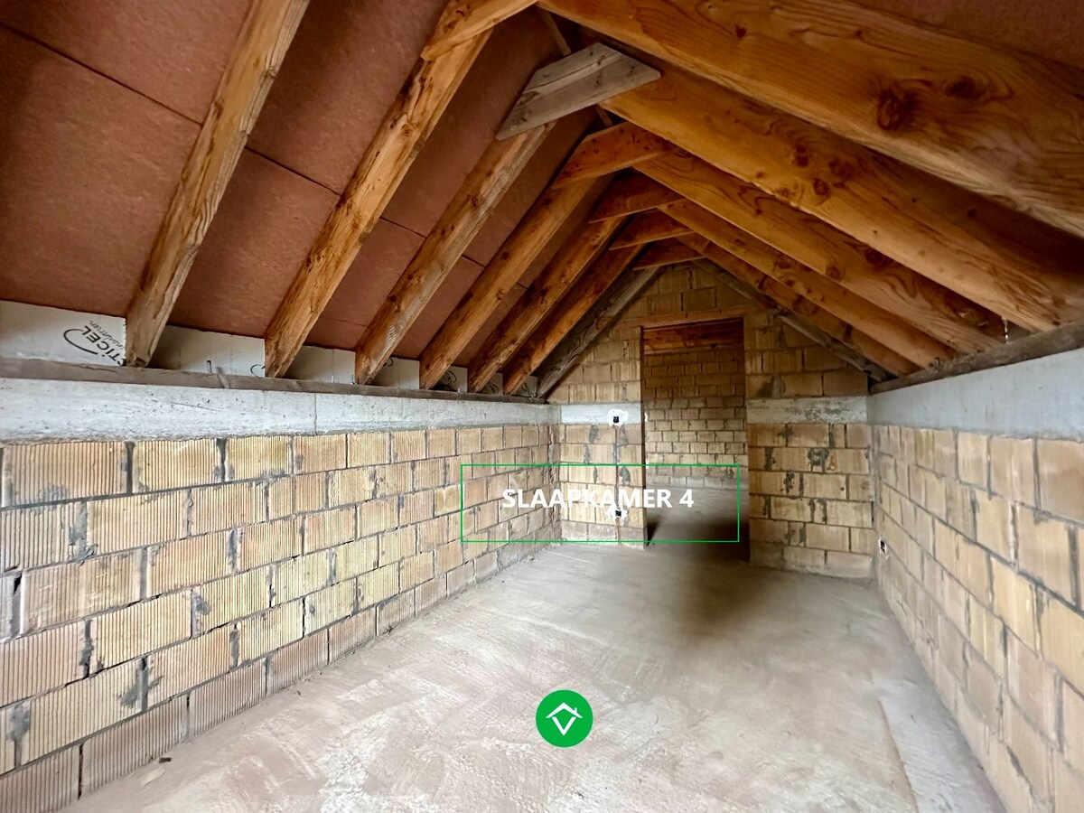 Woning met 4 slaapkamers te Eernegem 