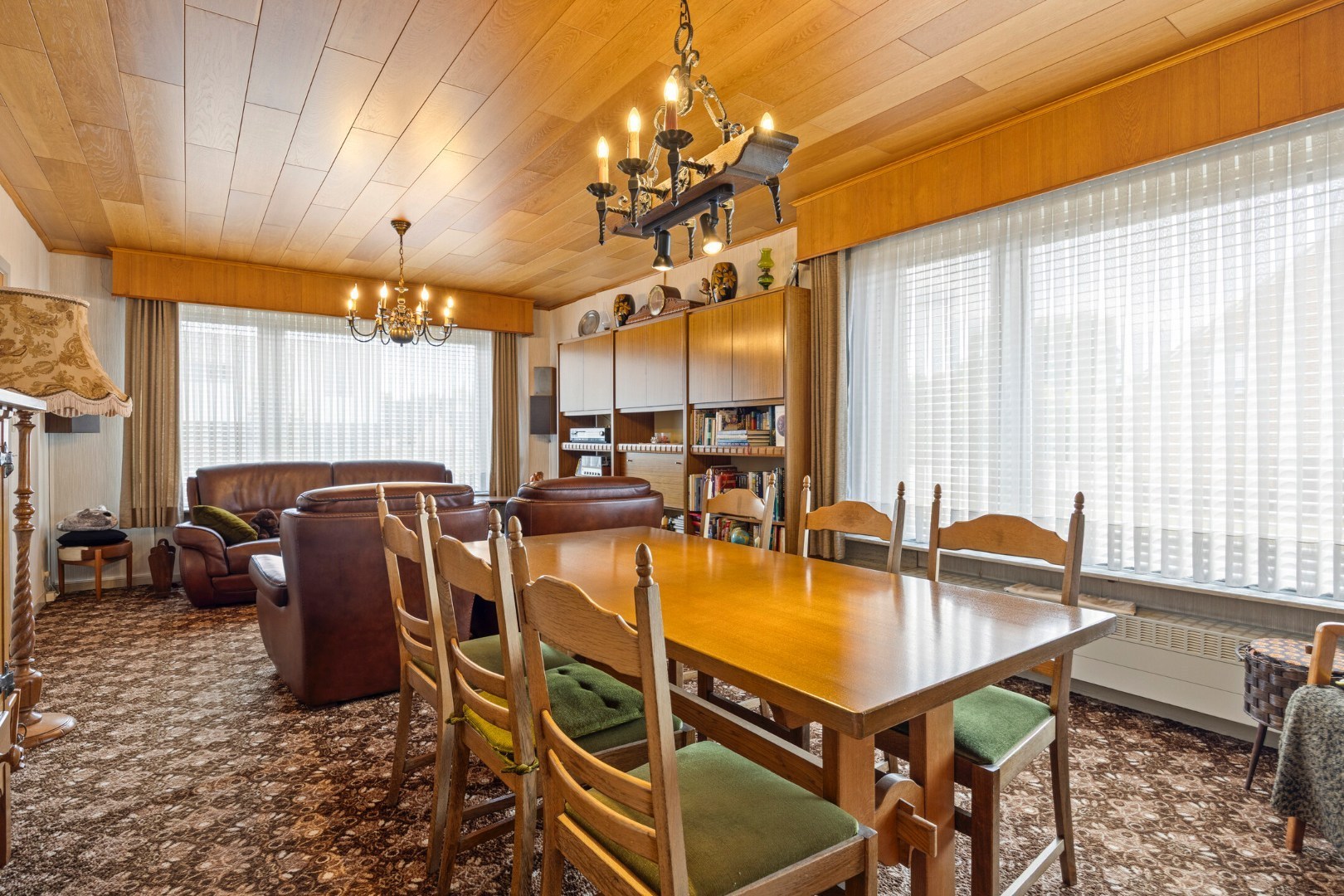 Gezinswoning met 3 slpk. op ruim perceel van 10a 22ca in Heppen 