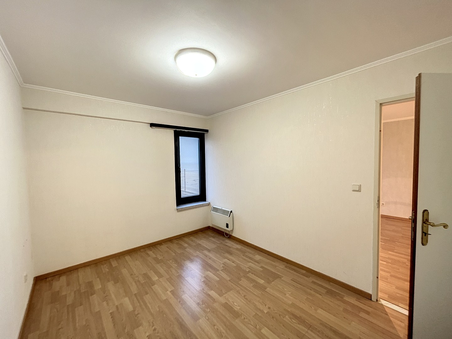 INSTAPKLAAR 1 SLPK APP MET OPEN ZICHT OP ZEE 