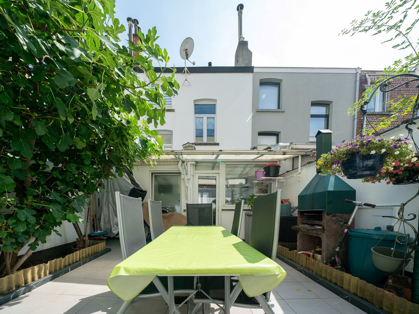 Charmante woning met 4 kamers en stadstuin 