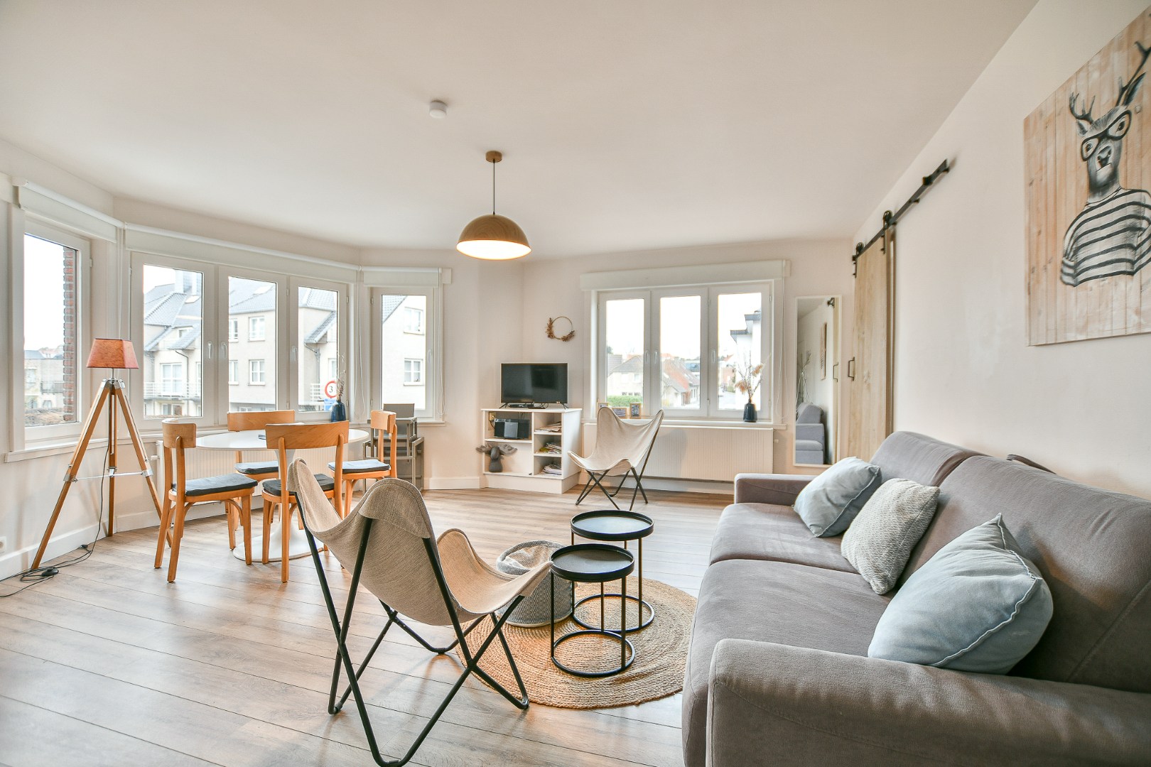 Lichtrijk éénslaapkamerappartement nabij centrum en bos in De Haan 