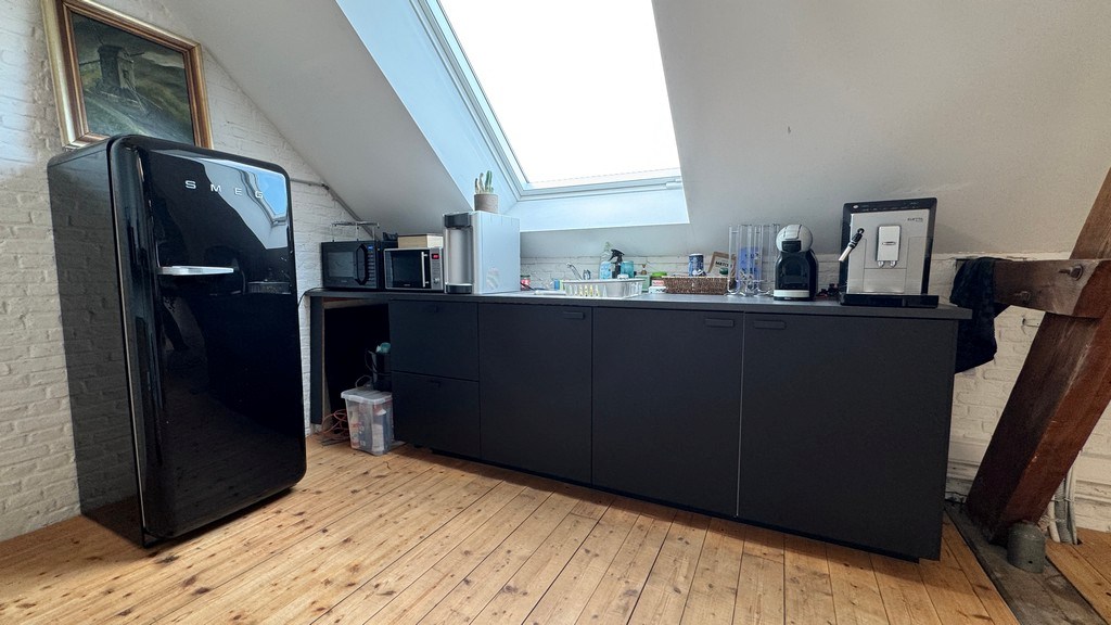 Kantoren en magazijn te huur in Eskimofabriek in Gent