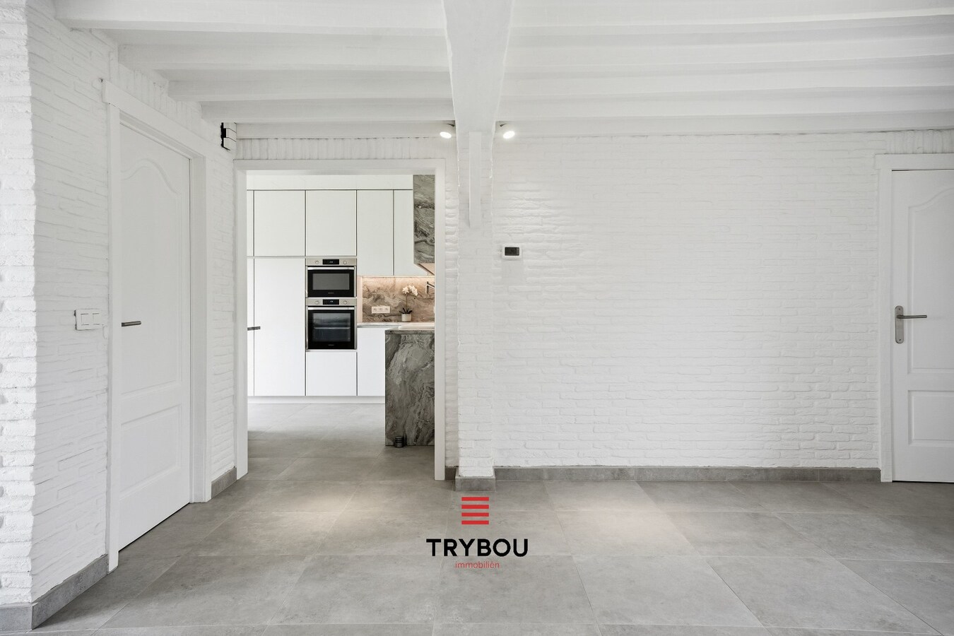 Ruime halfopen woning met 6 slaapkamers in Houthulst! 