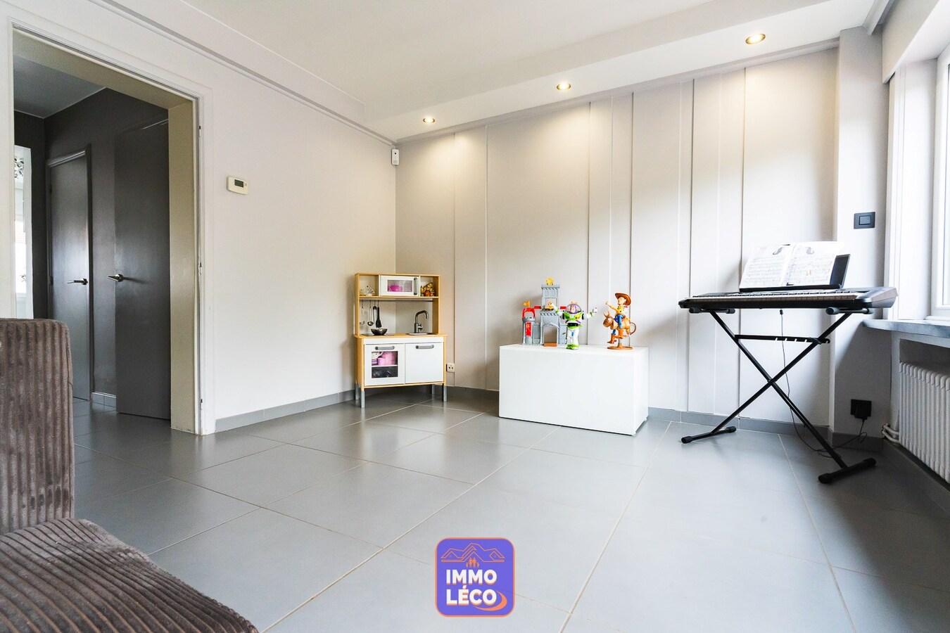 3 façades rénovée avec garage et jardin, plein centre-ville ! 