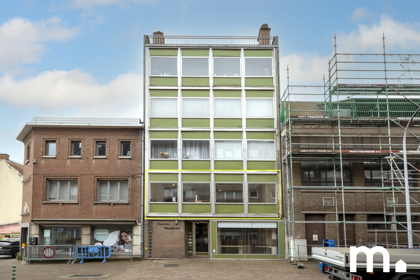 Ruim Instapklaar appartement met 3 slaapkamers ! 
