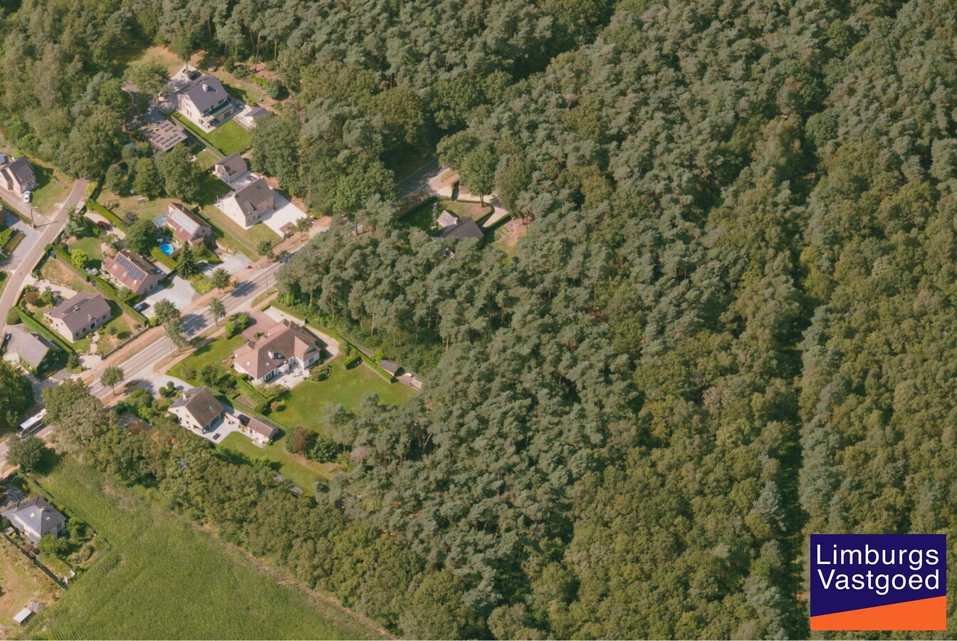 Exclusieve bouwgrond voor villabouw op een gegeerde ligging, 49a66ca 