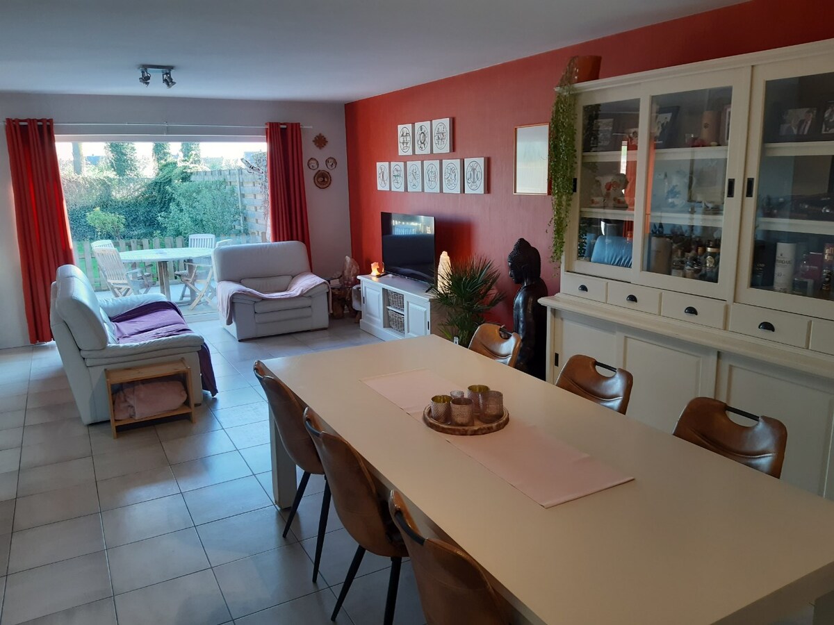 Ruime woning (4 slaapkamers) met garage 