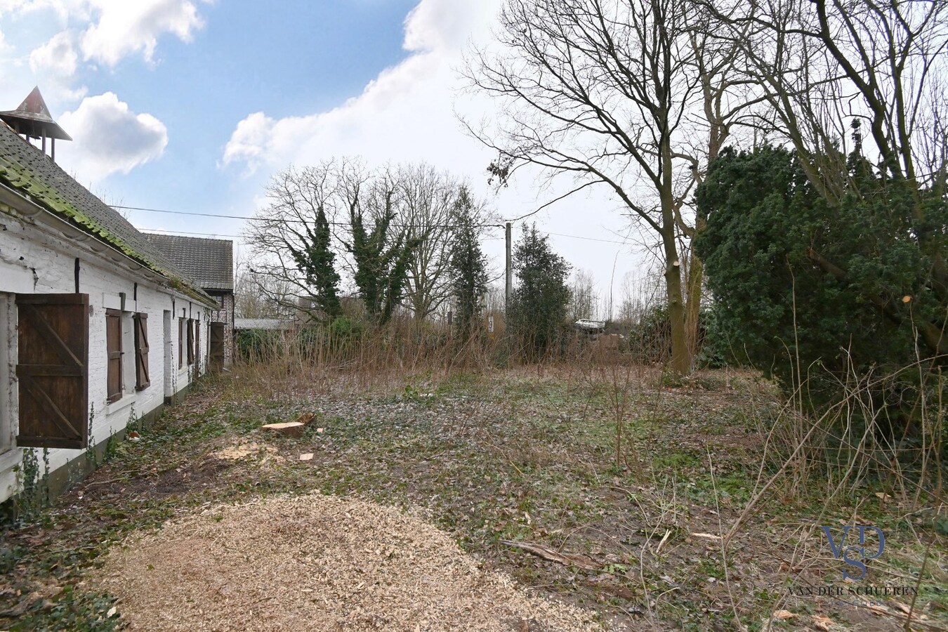 Hoeve op 3963 m² grond. 