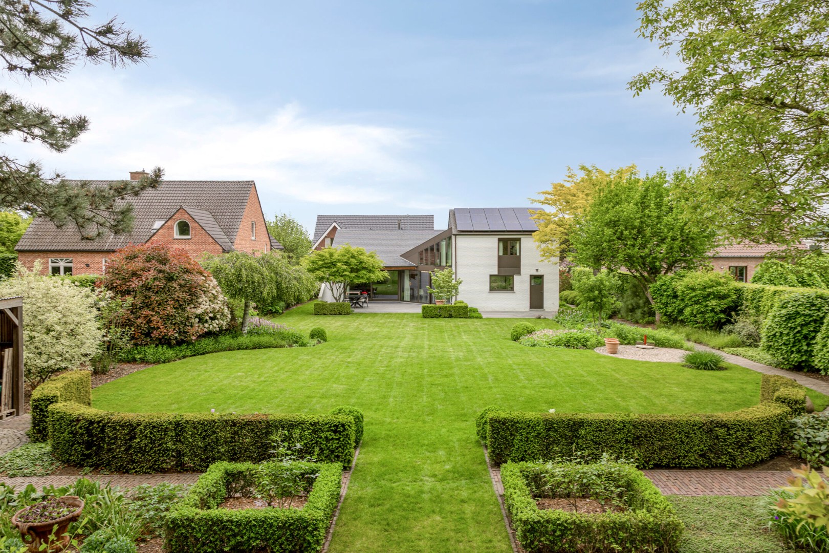 Villa met 5 slaapkamers, ruime tuin, terras en 2 garages in Heverlee! - bewoonbare opp. 278 m² -  EPC 179 kWh/m² 