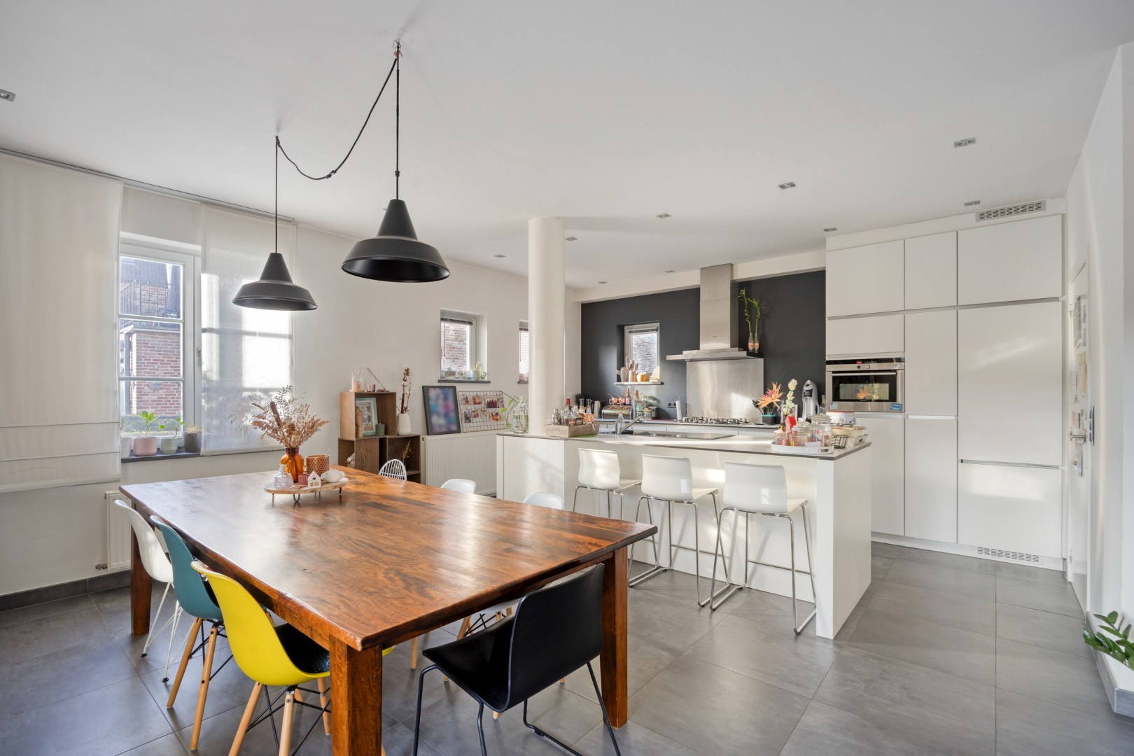 Luxueus gelijkvloers appartement met zuidgerichte tuin en garage in Tongerlo 