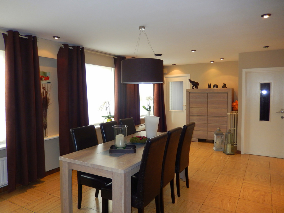 Woning met mogelijkheid tot uitbaten handelspand 