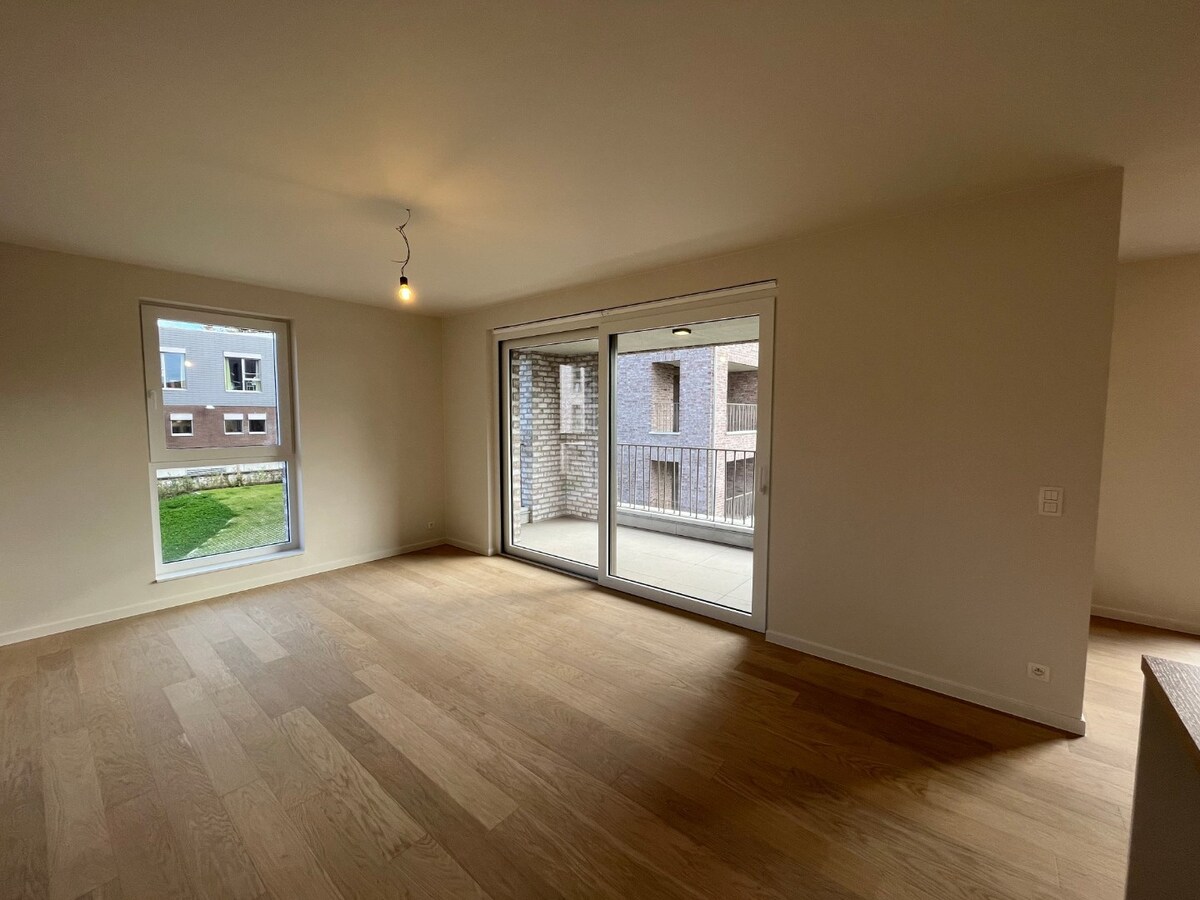 Recent appartement met zicht op het Egmontpark. 