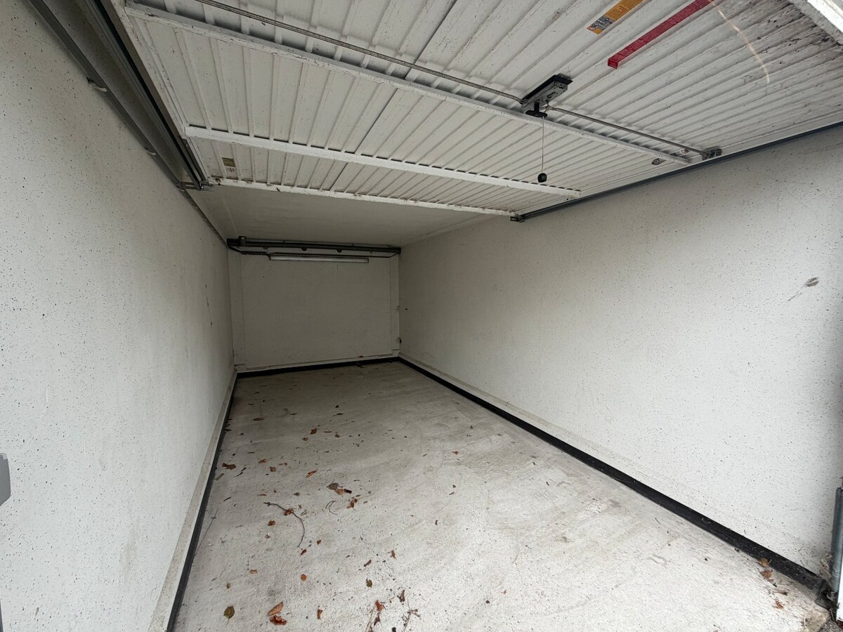 1-slpk appartement met terras en garage. 