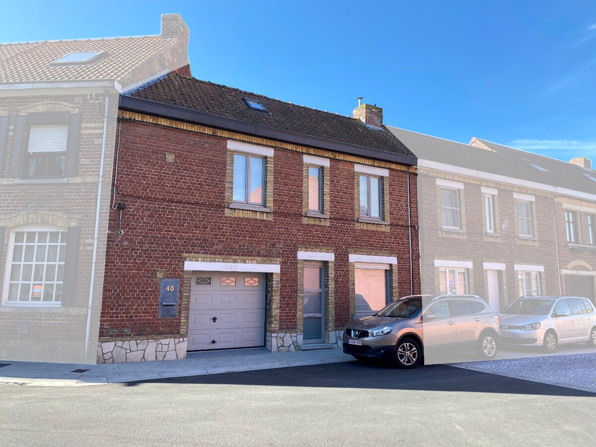 Rustig gelegen stadwoning te Ieper 