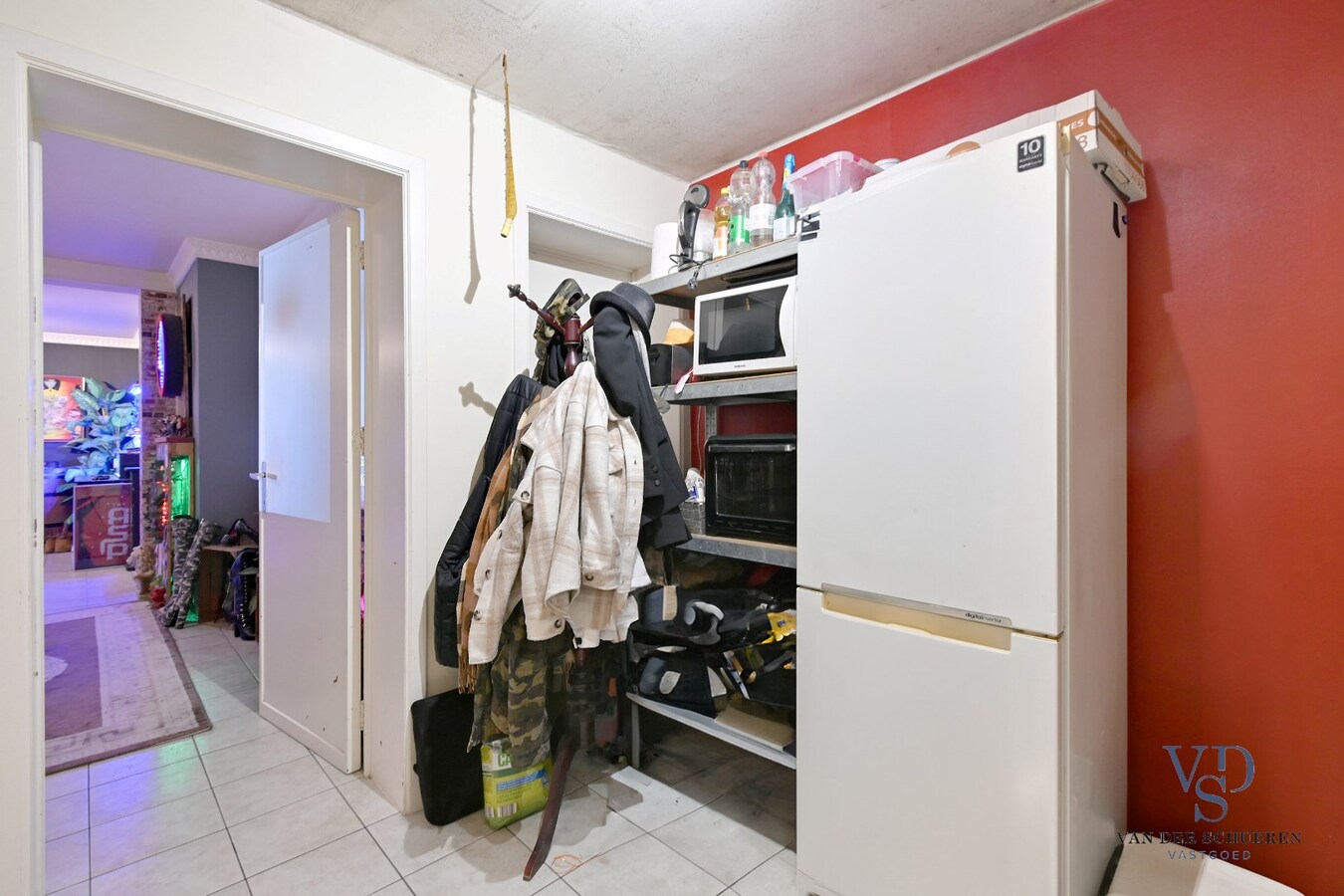 Goed gelegen  half open in Asper 