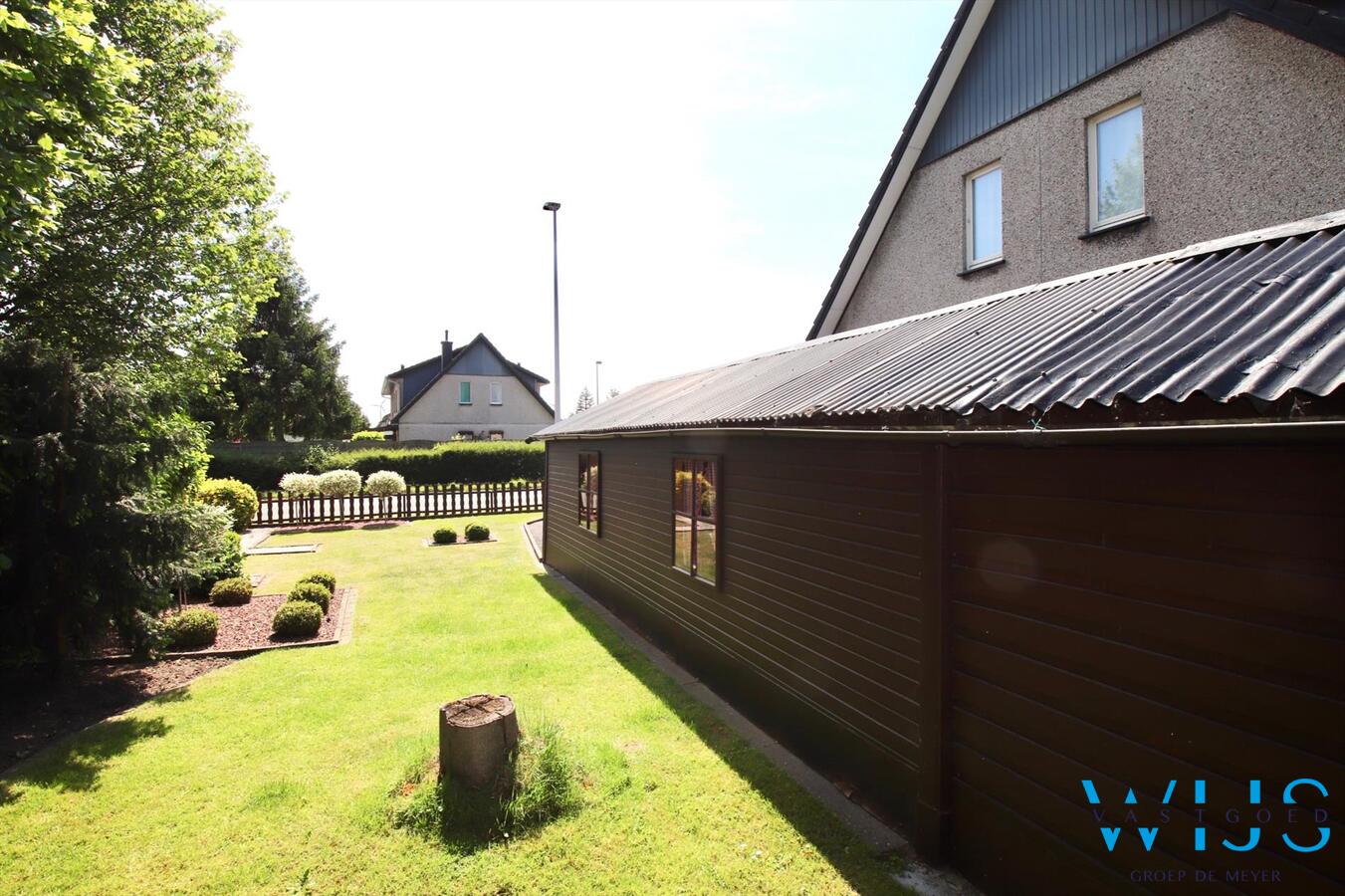 Super gezellig en ruim woonhuis met prachtige zonnige tuin ! 