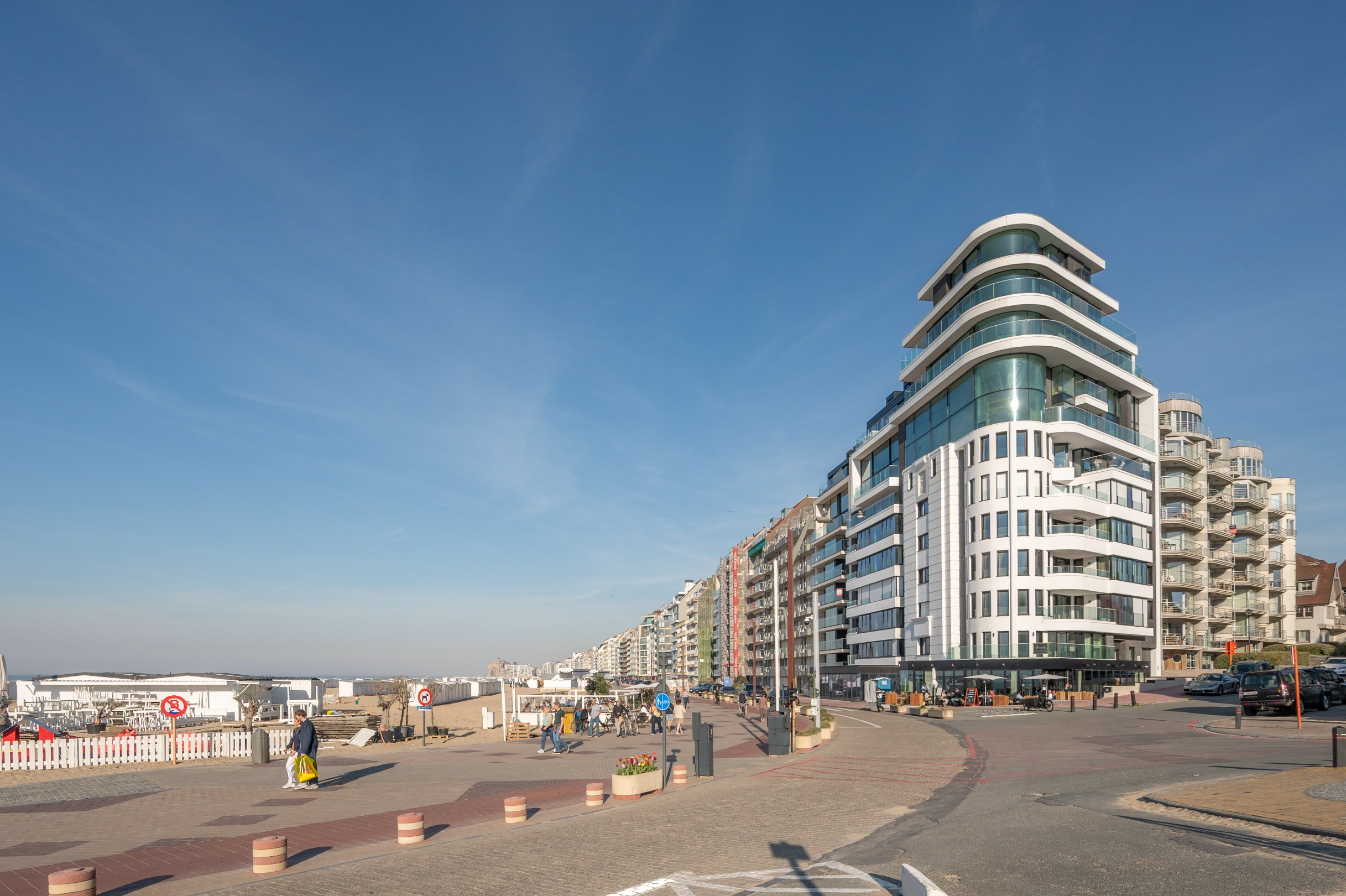 Appartement en duplex exceptionnel à vendre avec vue panoramique dans la résidence Duinrésidence. 