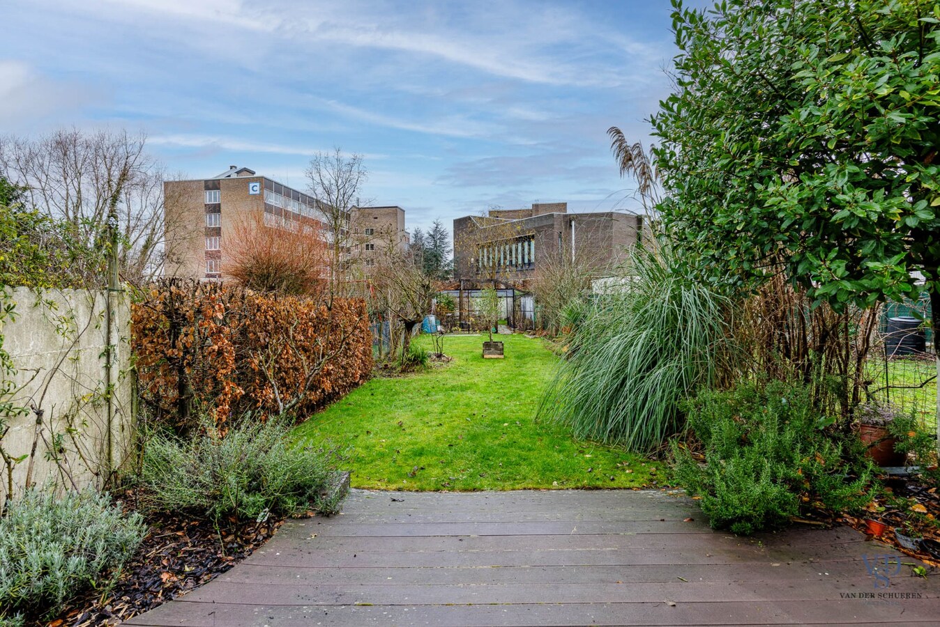 Tijdloos wonen in Gent met royale tuin 