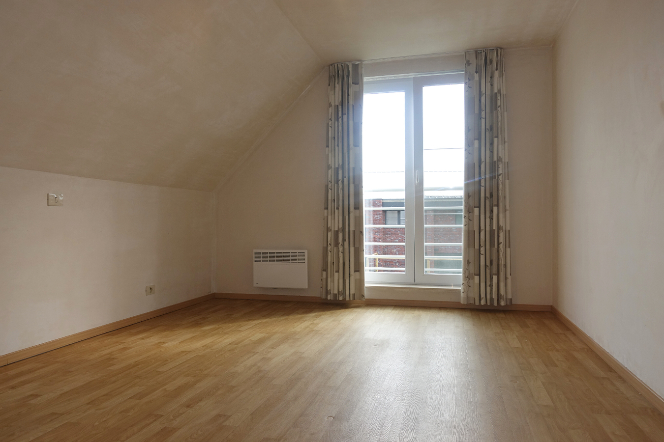 Instapklare halfopen woning 