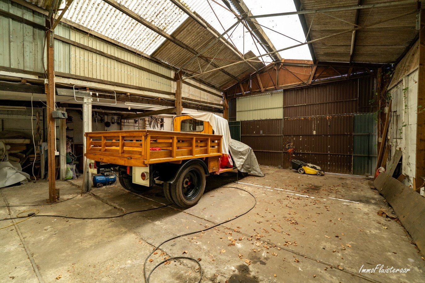 Rustig gelegen woning met bijgebouwen op ca. 3.990 m2 te Balen (Optie aankoop aanpalend weiland van ca. 8.235 m2) 