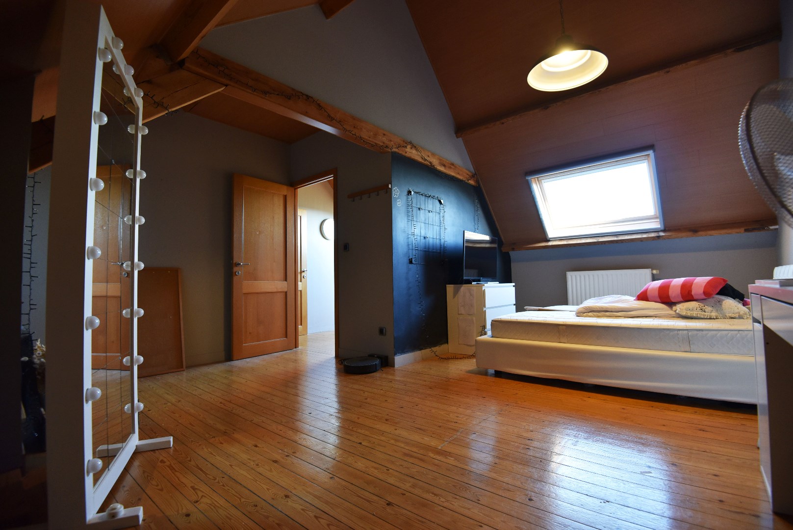 HOB met 3 slaapkamers, garage en tuin te Eeklo 