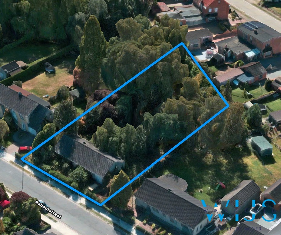 Woning op een grond van 1458 vierkante meter ! Buitenkans ! 