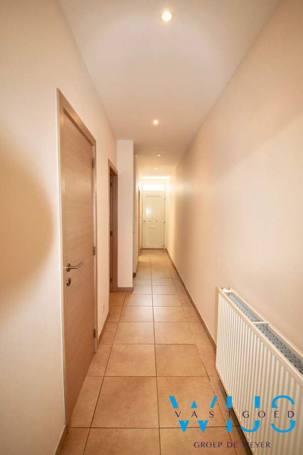 Instapklare en leuke gezinswoning in hartje EEKLO ! 