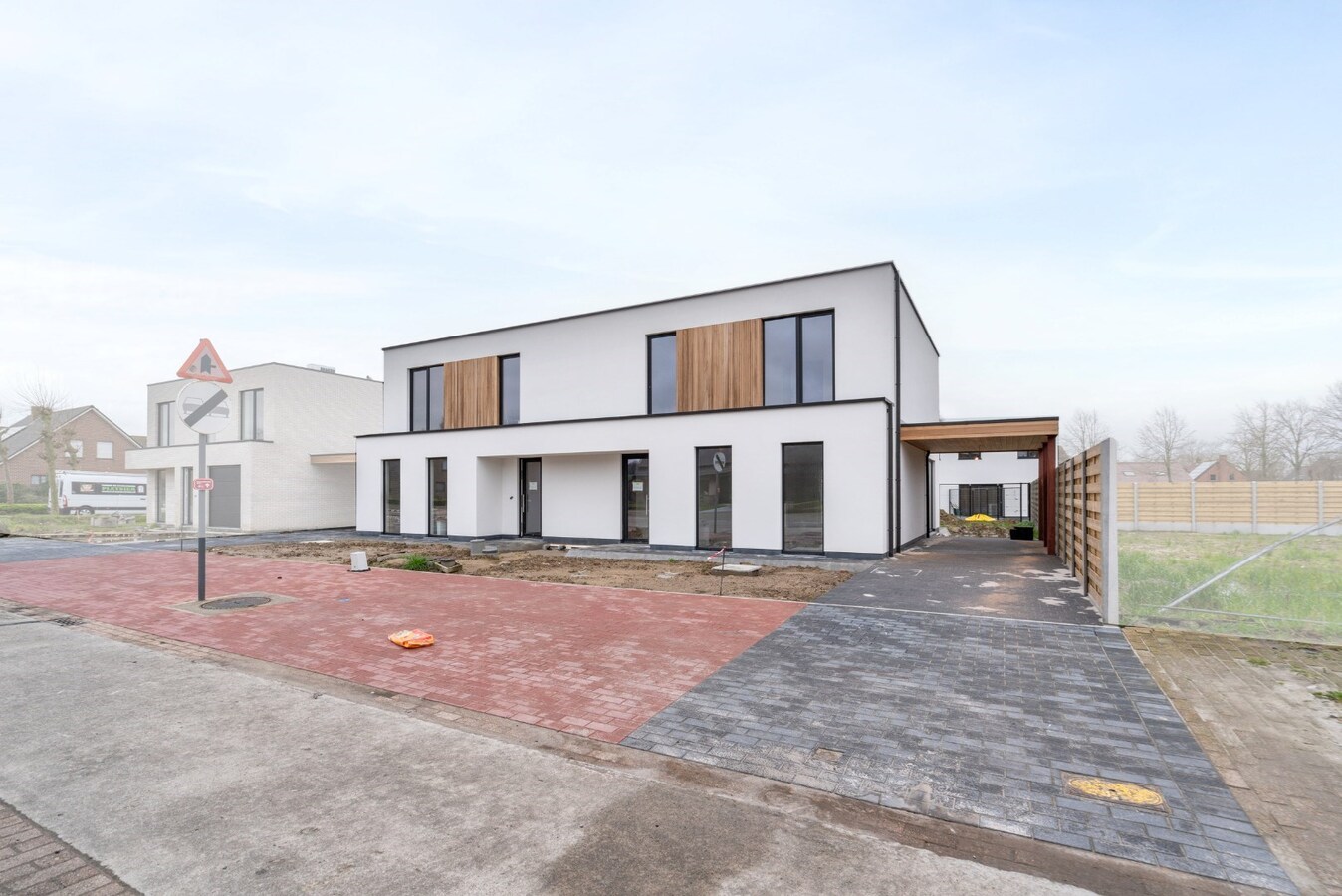 Halfopen nieuwbouwwoning met 3 slaapkamers te Koekelare 